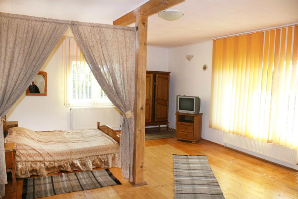 Casa Fortyogo Tirgu Secuiesc Room photo